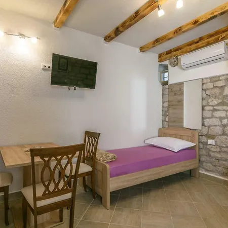 Appartement Lorena *