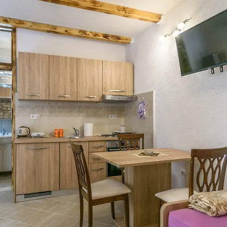 Appartement Lorena *